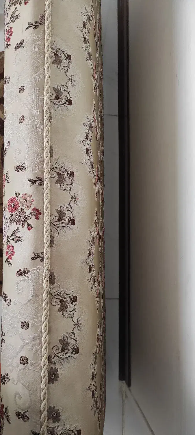 پشتی های بسیارزیبا|پشتی|کرج, بنیاد|دیوار