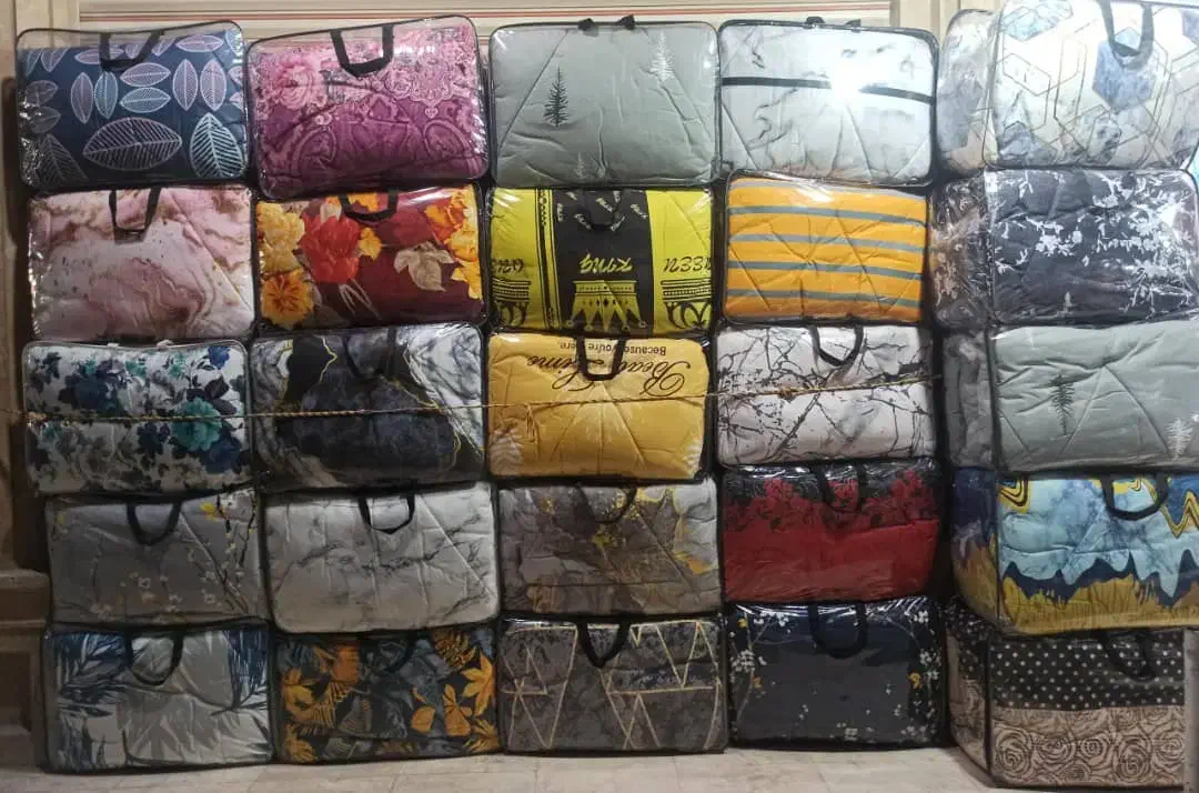 پتووروتختی قیمت مناسب|رختخواب، بالش، پتو|خرمشهر, |دیوار