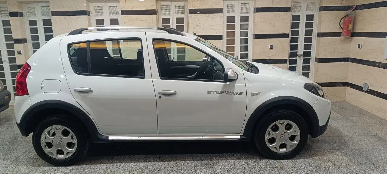 ساندرو استپ وی دنده کم کار واقعی|خودرو سواری و وانت|همدان, |دیوار