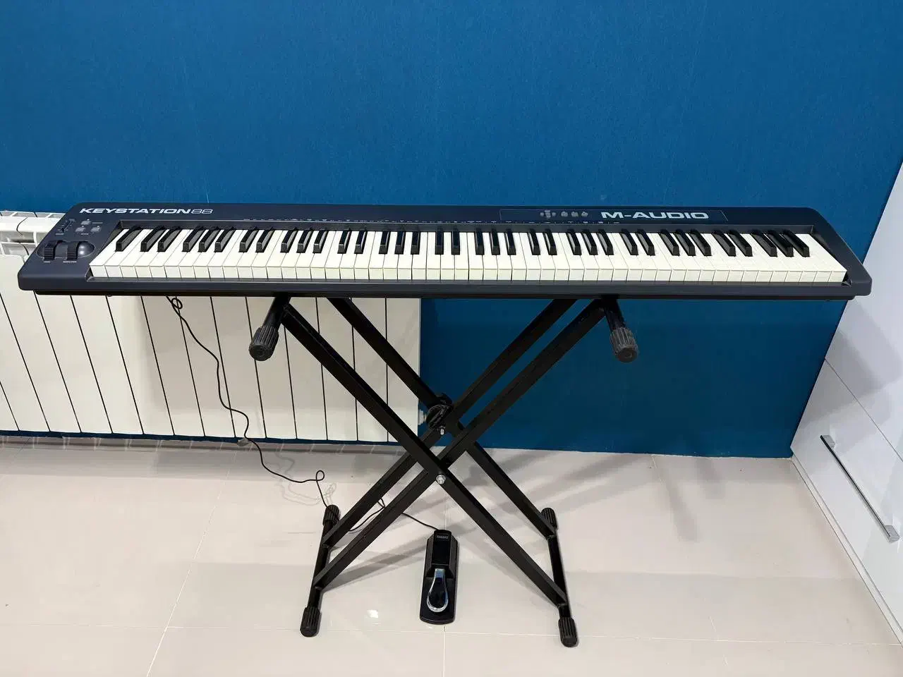 میدی کنترلر M-Audio Keystation 88 با پایه و پدال|پیانو، کیبورد، آکاردئون|مشهد, هفت تیر (حافظ)|دیوار