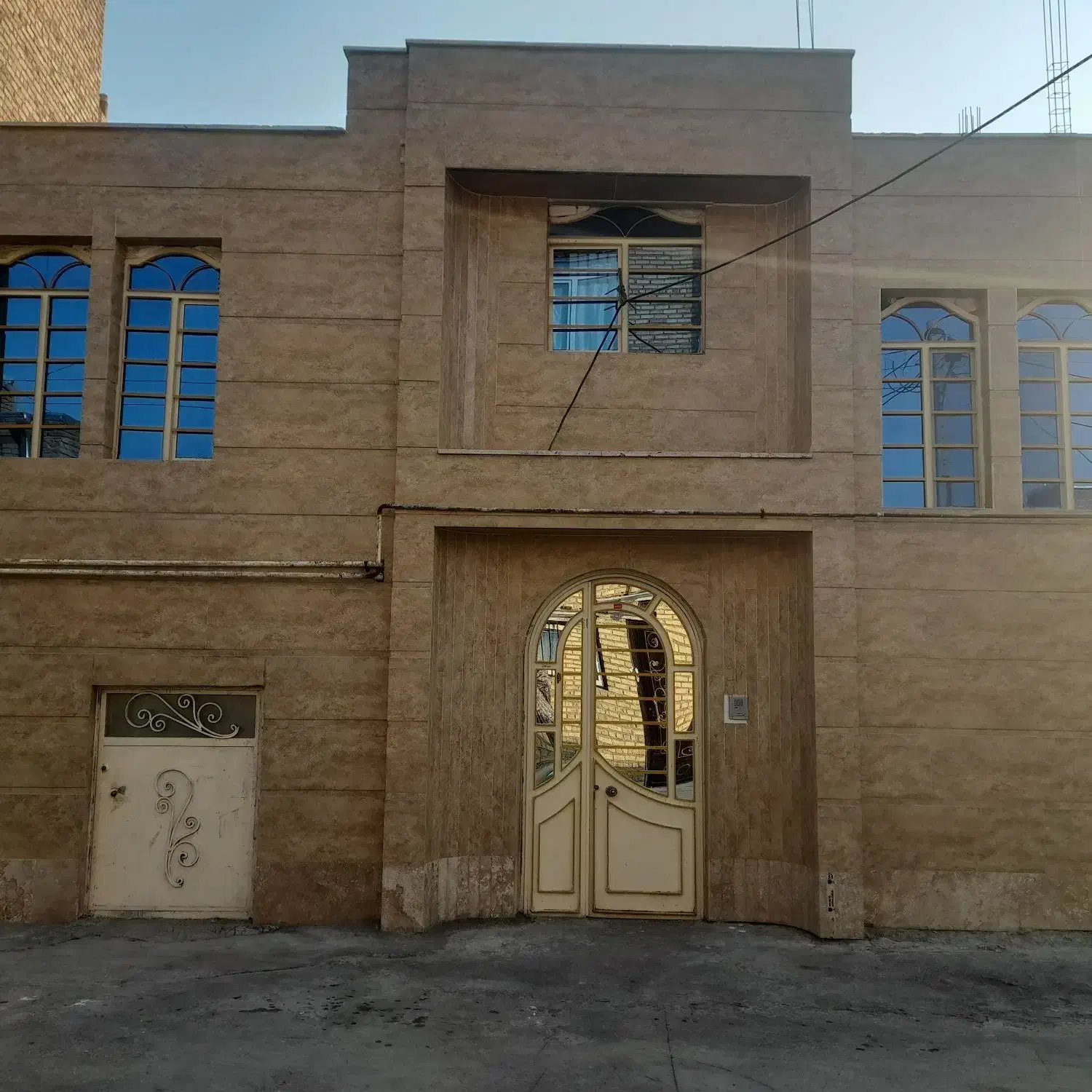 اشرفی تقاطع ورزش|فروش خانه و ویلا|سیلوانه, |دیوار