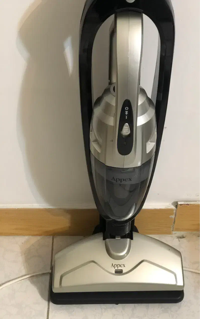 جارو شارژی ایستاده اپکس 24 ولت آلمانی|جاروبرقی، جارو شارژی، بخارشو|رشت, منظریه|دیوار