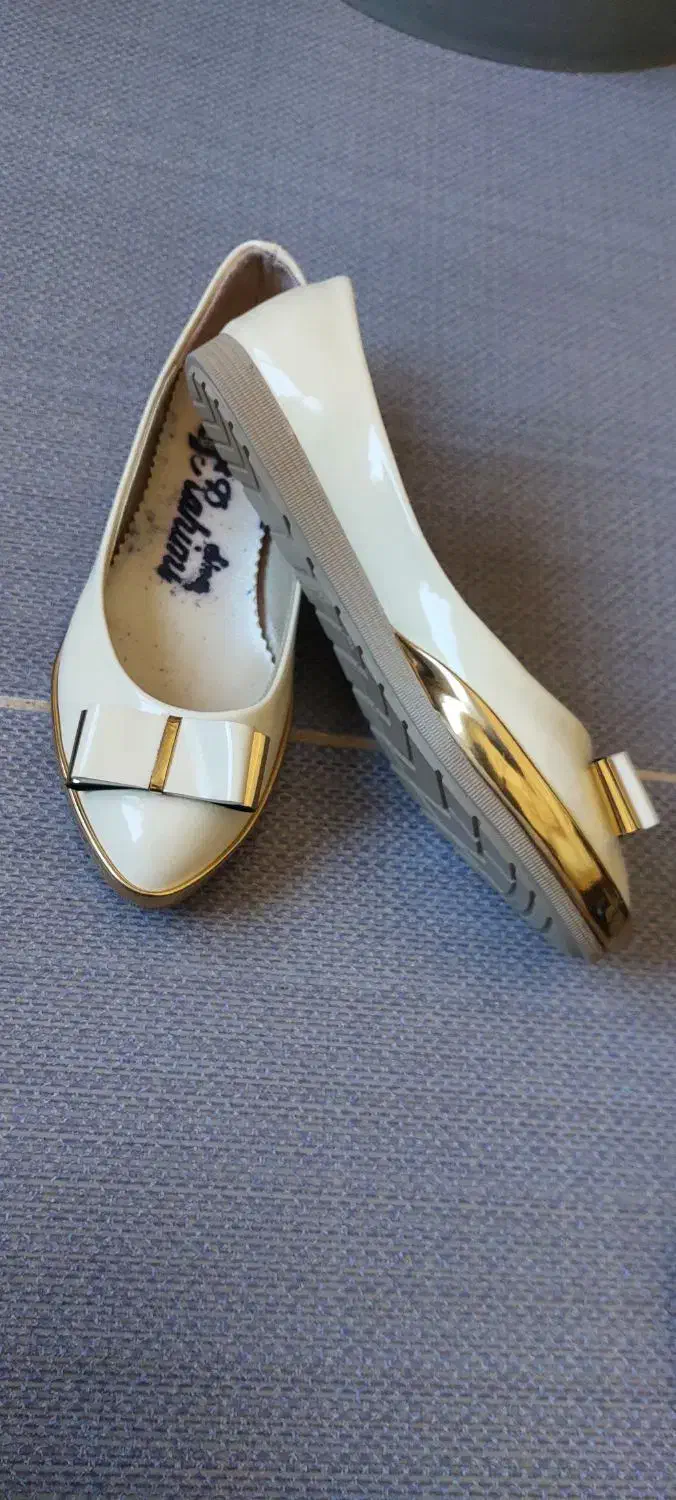 کفش سایز ۳۸ و ۳۹ نو|کیف، کفش، کمربند|کرمان, |دیوار