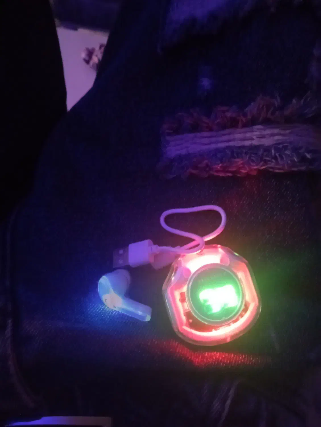 ایرپاد صفحه دار|لوازم جانبی موبایل و تبلت|ملارد, |دیوار