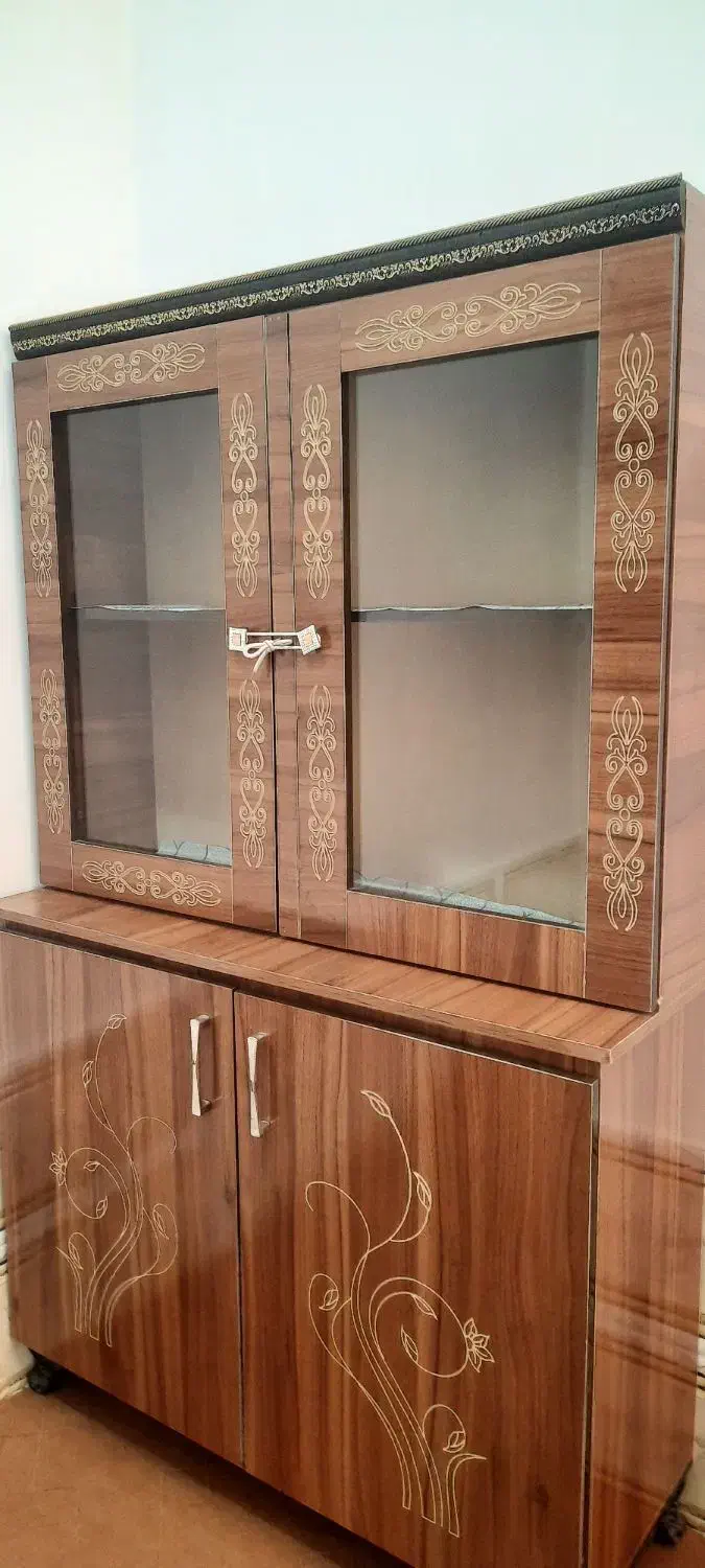 کمد|جاکفشی، کمد، دراور|بستان آباد, |دیوار