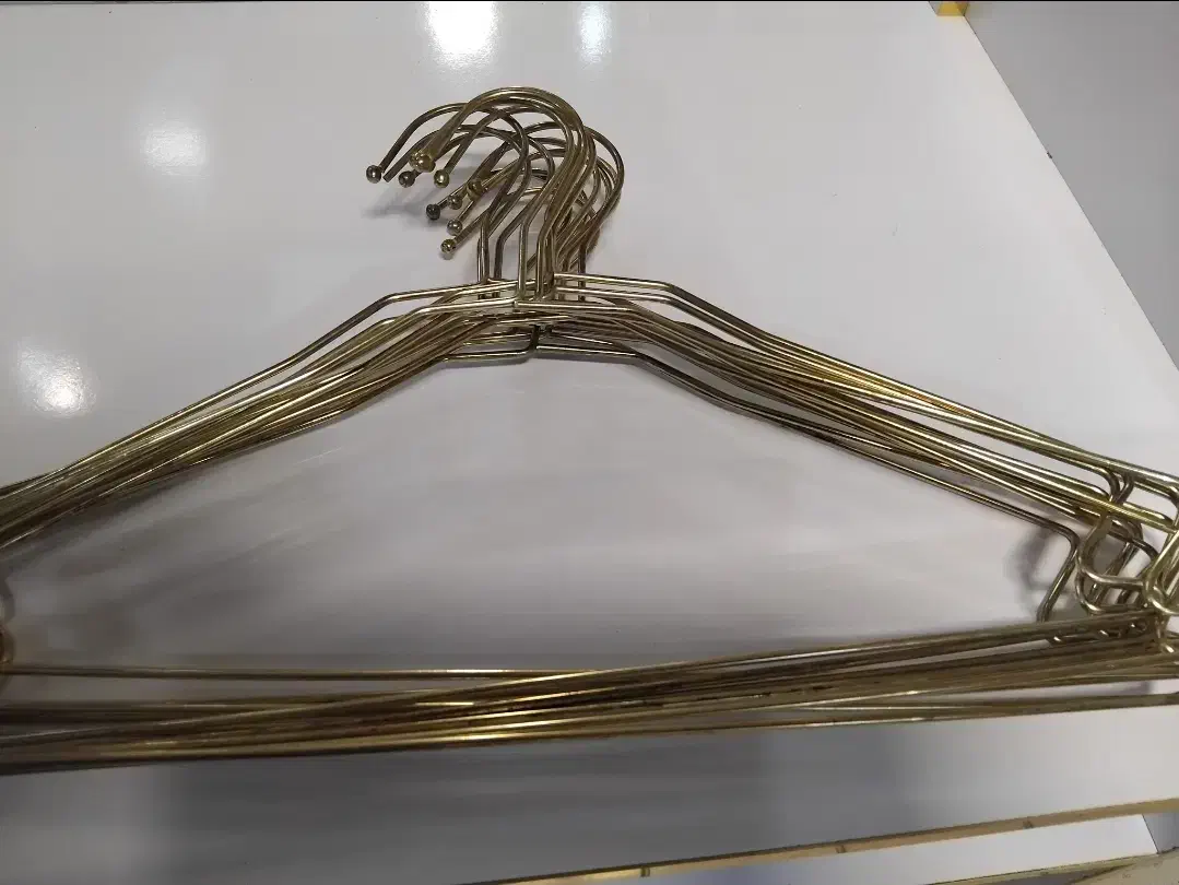 رخت آویز رگال لباس نو حلقه جوش و چوب لباسی فلزی|بندرخت و رختآویز|اصفهان, بهار آزادی|دیوار