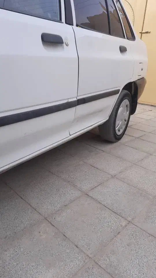 ماشین تمیز همین جوری ک توی عکس هست|خودرو سواری و وانت|سراوان, |دیوار