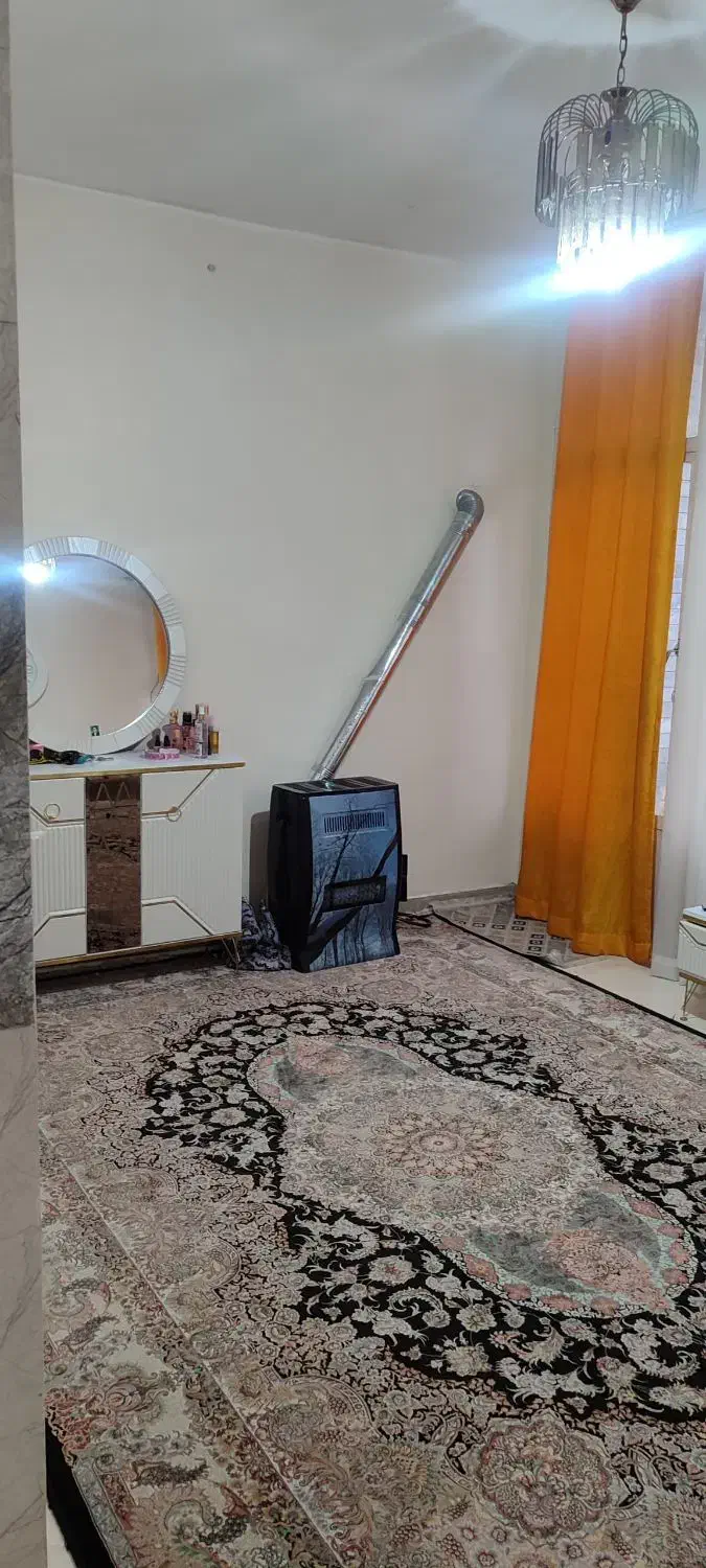 اجاره واحد ۴۷متری طبقه اول