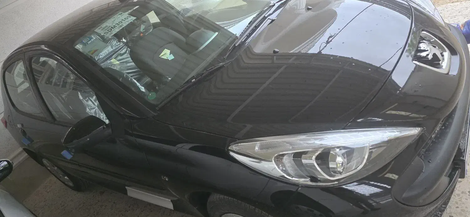 207 تیوتری رنگ مشکی تازه تحویل.|خودرو سواری و وانت|بندرعباس, |دیوار