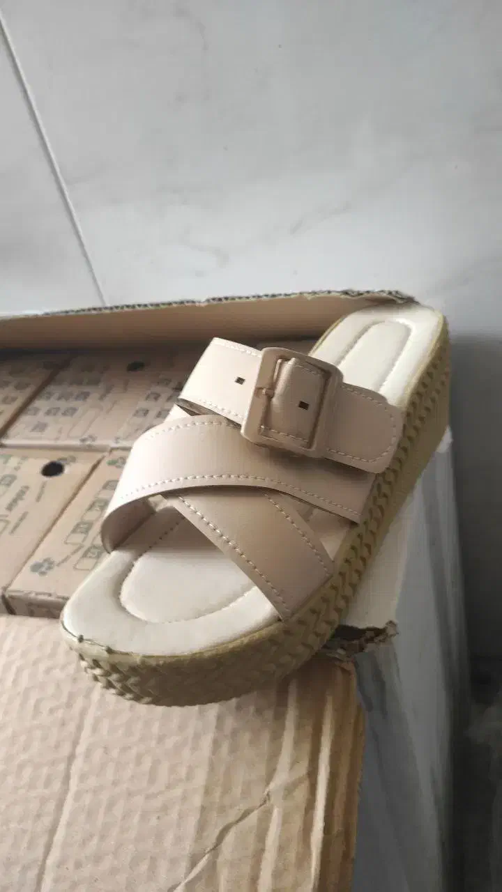 صندل زنان|کیف، کفش، کمربند|جوانرود, |دیوار