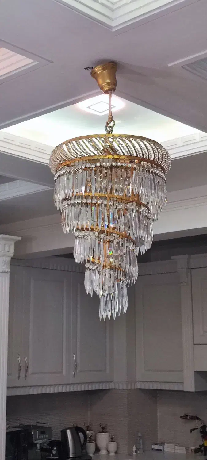 لوستر کریستال|لوستر و چراغ آویز|قم, شهرک قدس|دیوار