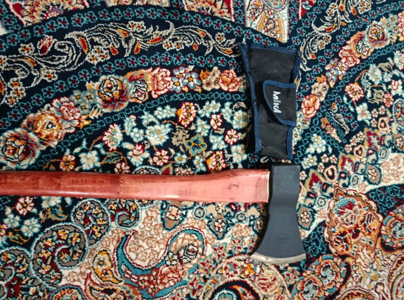 تبر زین|کوهنوردی و کمپینگ|آبدانان, |دیوار