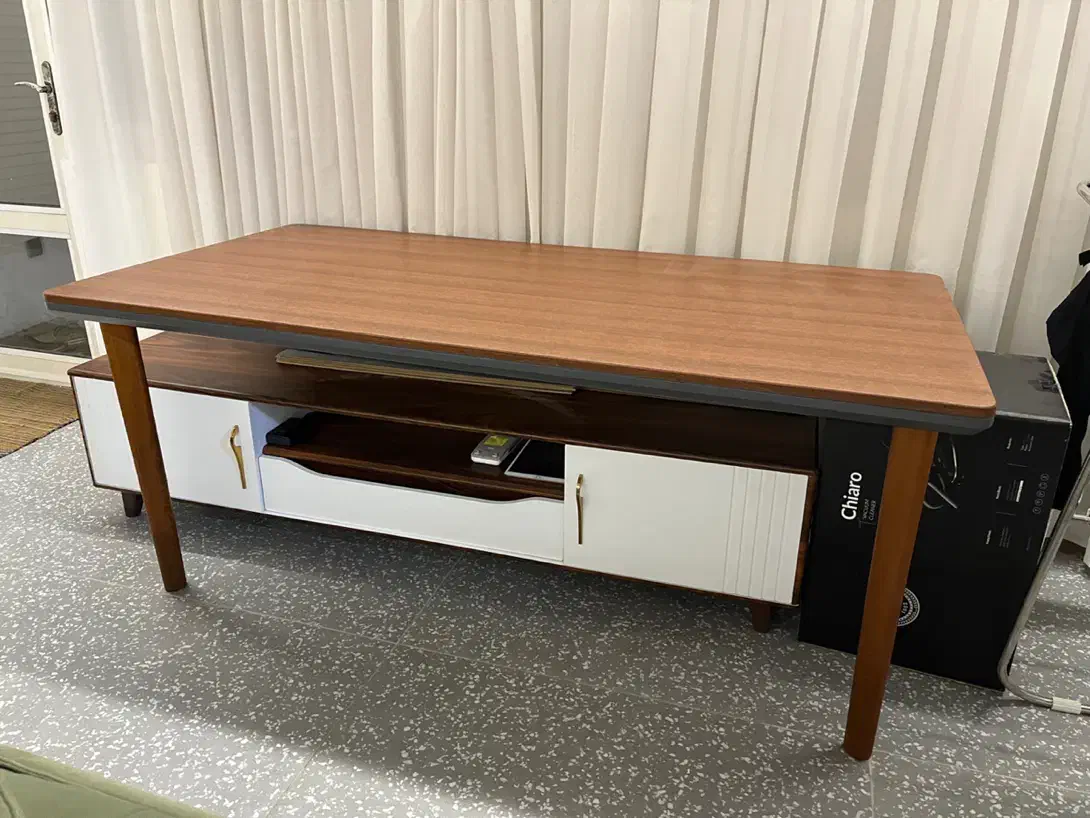 میز نهارخوری ۸ نفره و میز تلویزیون|میز و صندلی غذاخوری|اصفهان, الهیه|دیوار