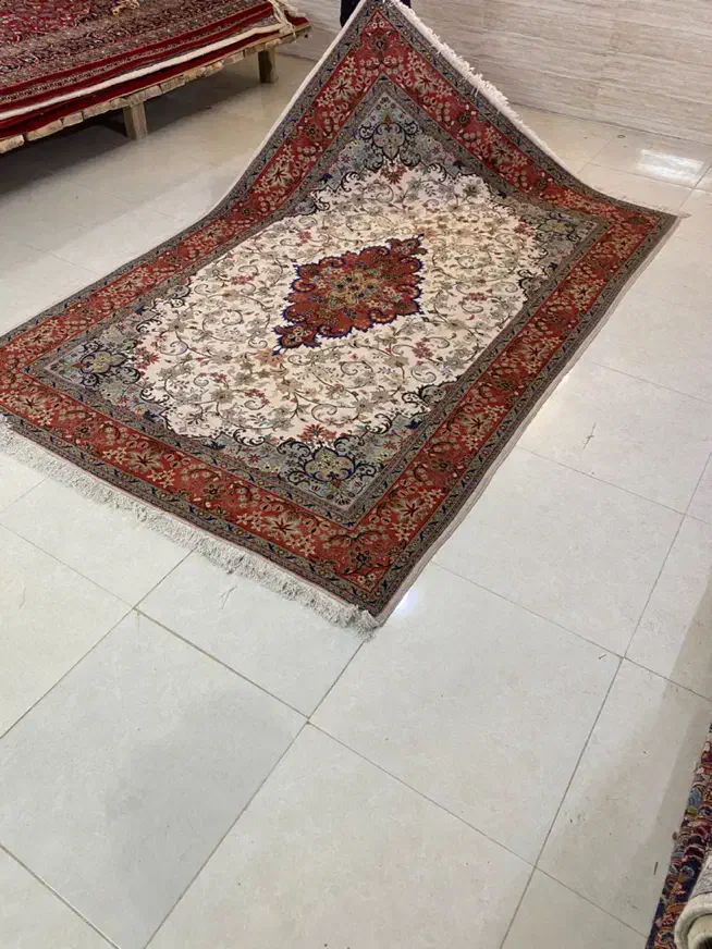 تک‌شش متری‌ جهاد بافت گوشتدار سالم|فرش|همدان, |دیوار