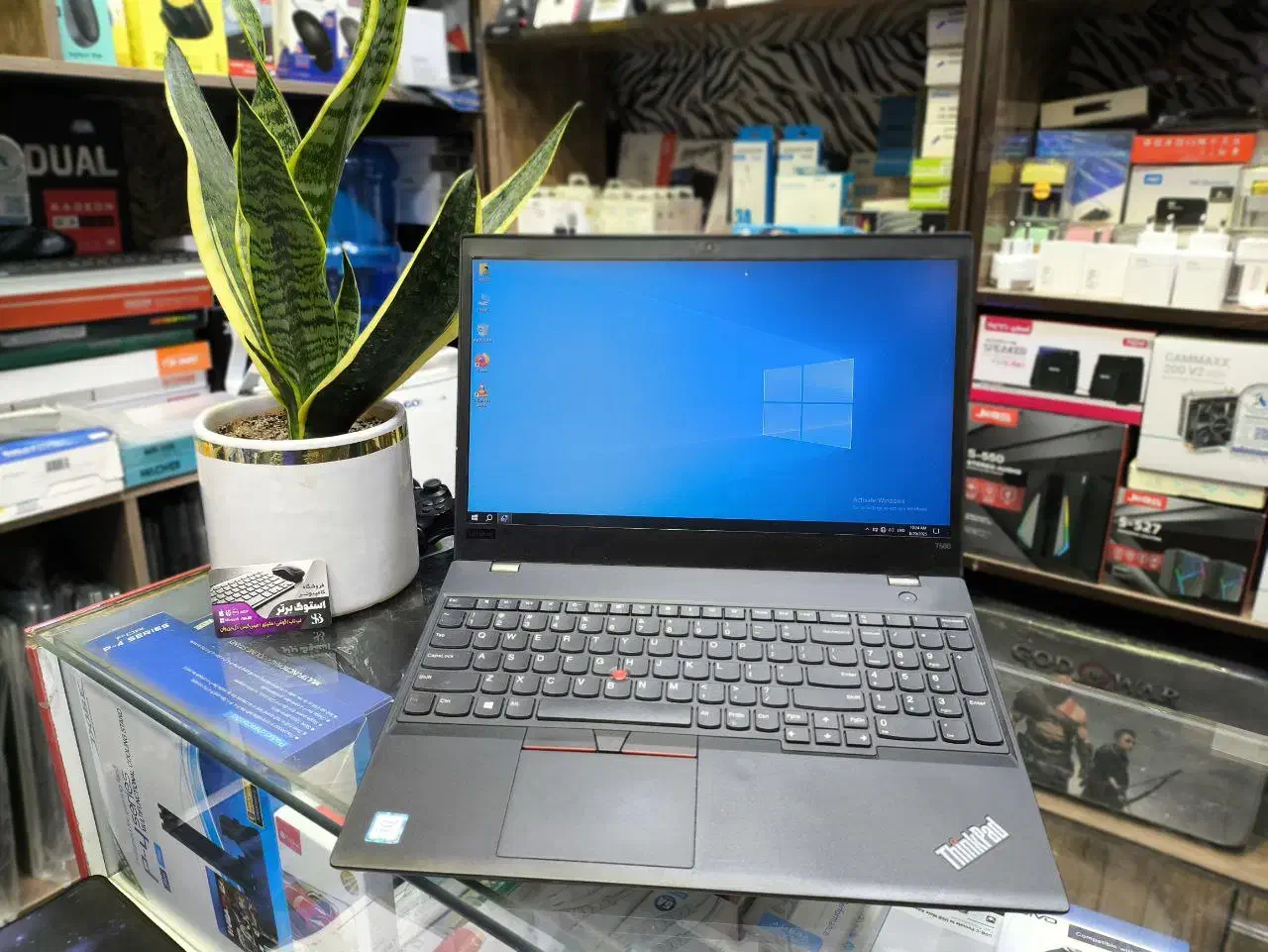 I7  با صفحه  FHD lenovo T580|رایانه همراه|کرمانشاه, |دیوار