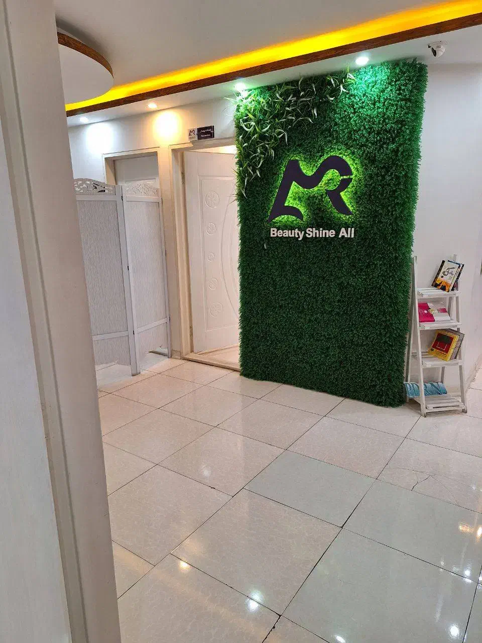 نیروی خدمات آقا|استخدام سرایداری و نظافت|تهران, فرمانیه|دیوار