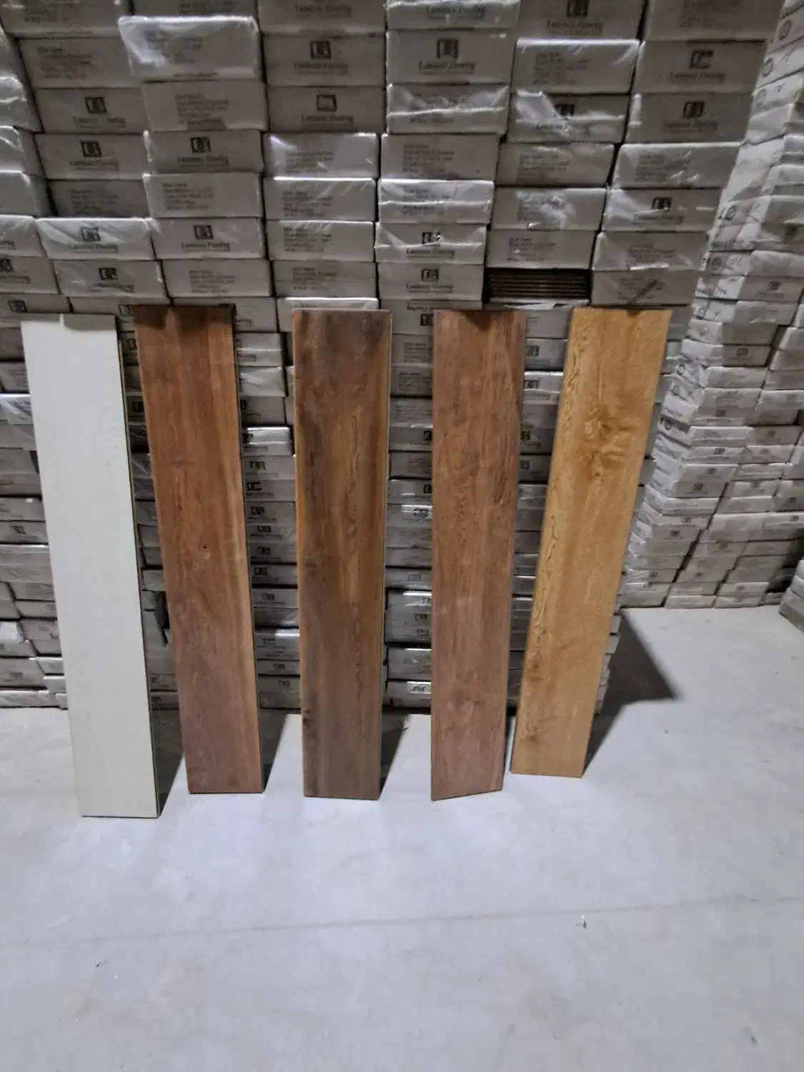 فروش پارکت 8میل وارداتی برند فولورینگ|مصالح و تجهیزات ساختمان|همدان, |دیوار