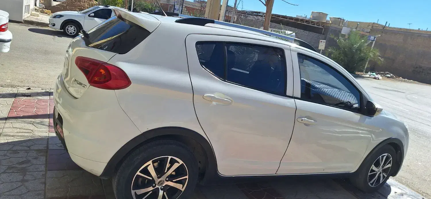 لیفانX50|خودرو سواری و وانت|بافق, |دیوار