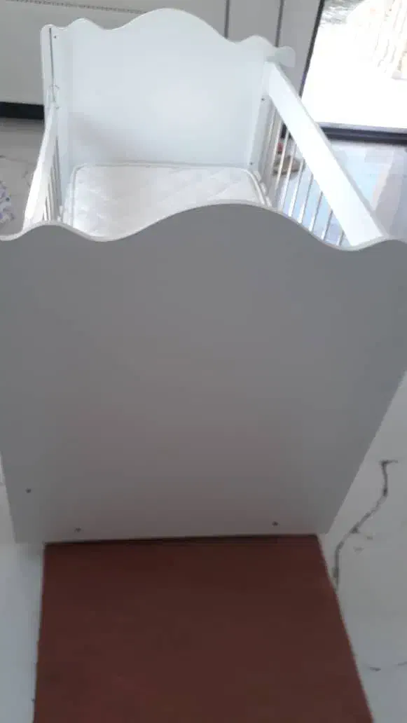 تخت کنار مادر|تخت و سرویس خواب|تالش, جوکندان|دیوار