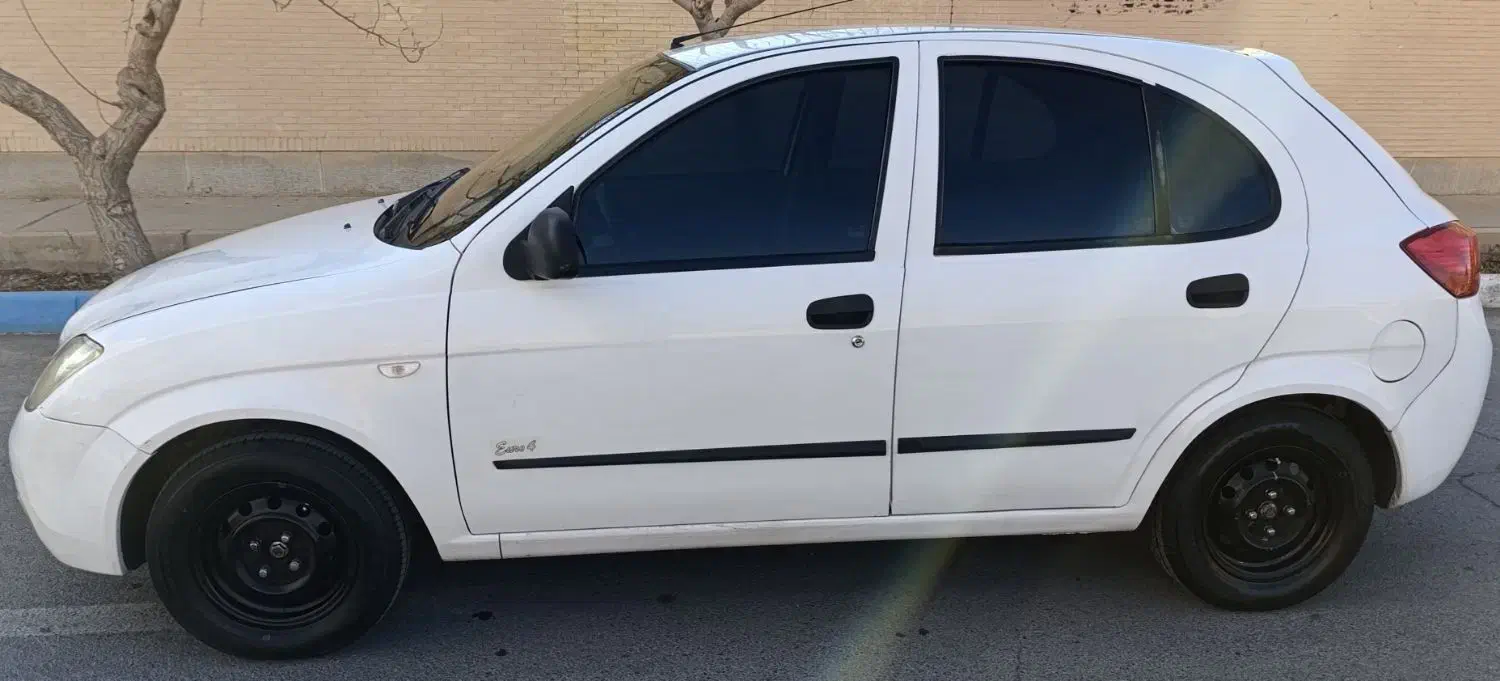 تیبا 2 سفید|خودرو سواری و وانت|شاهین‌شهر, شهرک گلدیس|دیوار