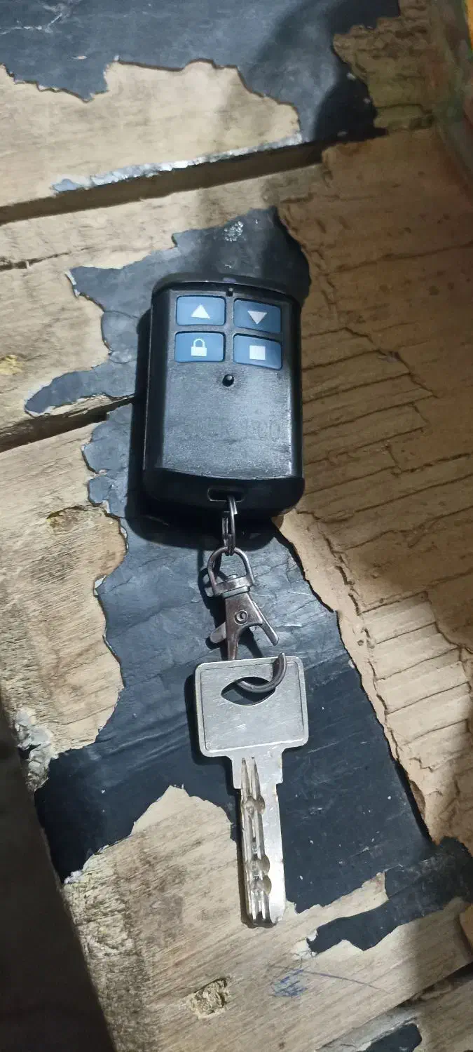 پیدا شده|اشیا|میاندوآب, |دیوار