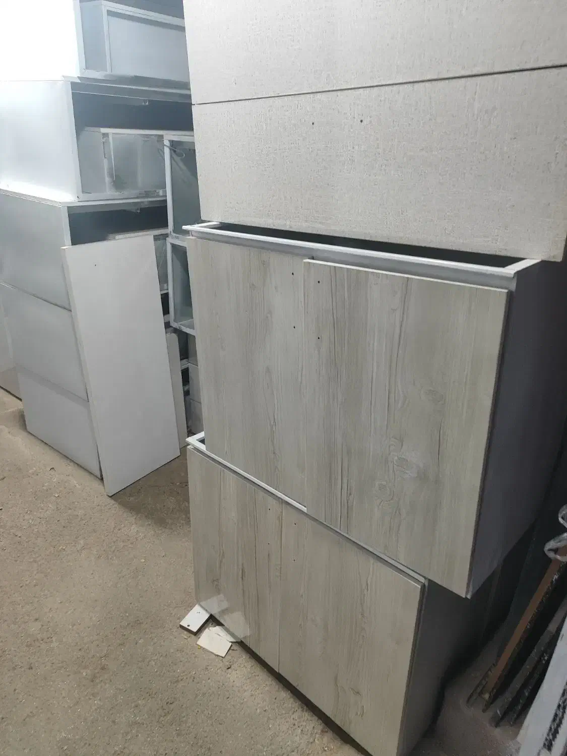 کابینت اماده فقط ۱۰۵۰۰۰۰|مصالح و تجهیزات ساختمان|تاکستان, |دیوار