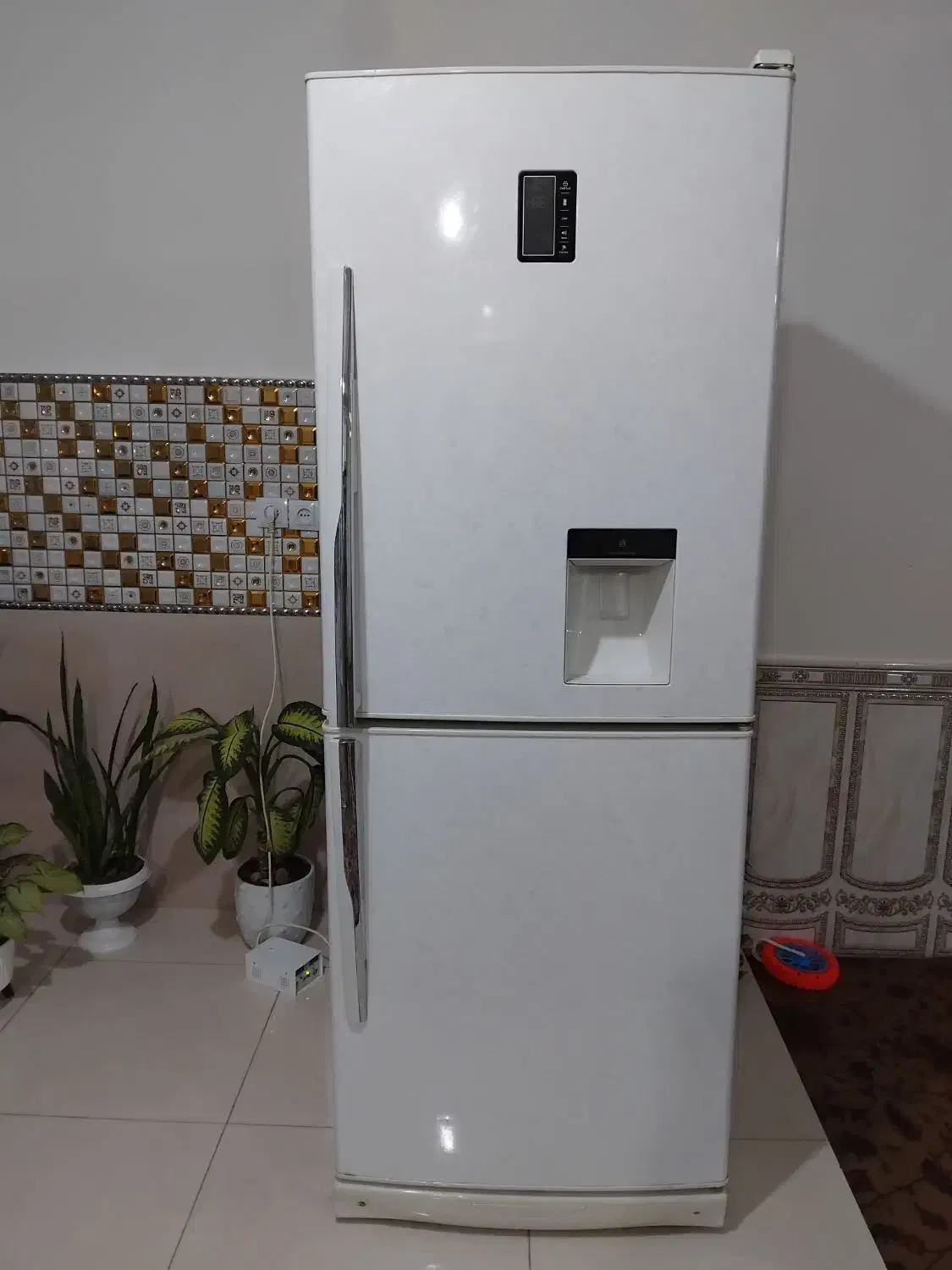 یخچال|یخچال و فریزر|شاهین دژ, |دیوار