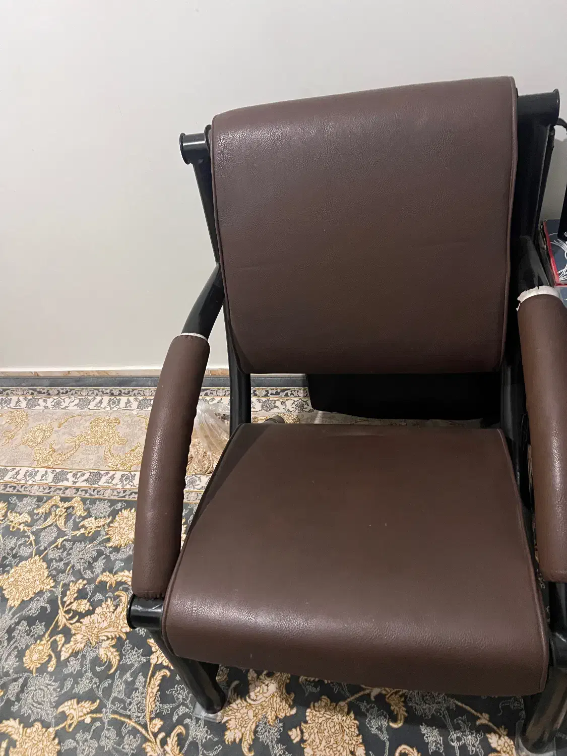 صندلی مدیریتی|مبلمان اداری|مشکیندشت, |دیوار