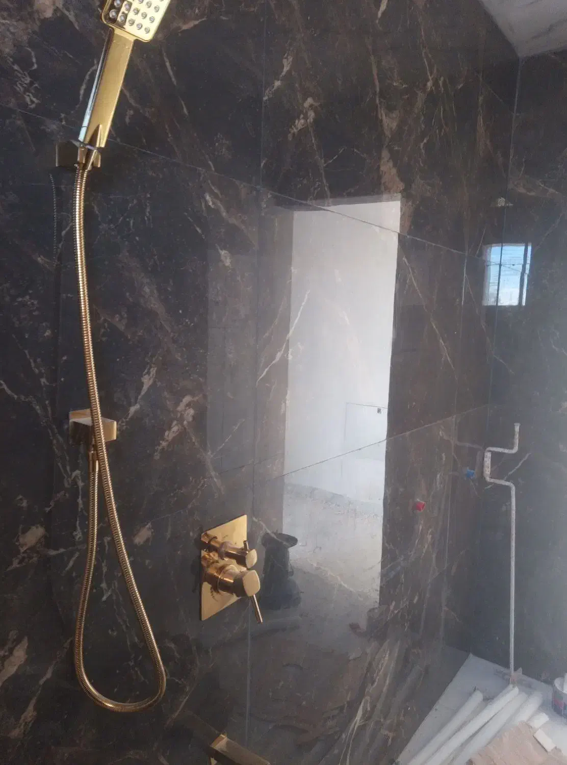 کاشی کاری واسلب کاری|خدمات پیشه و مهارت|سقز, |دیوار