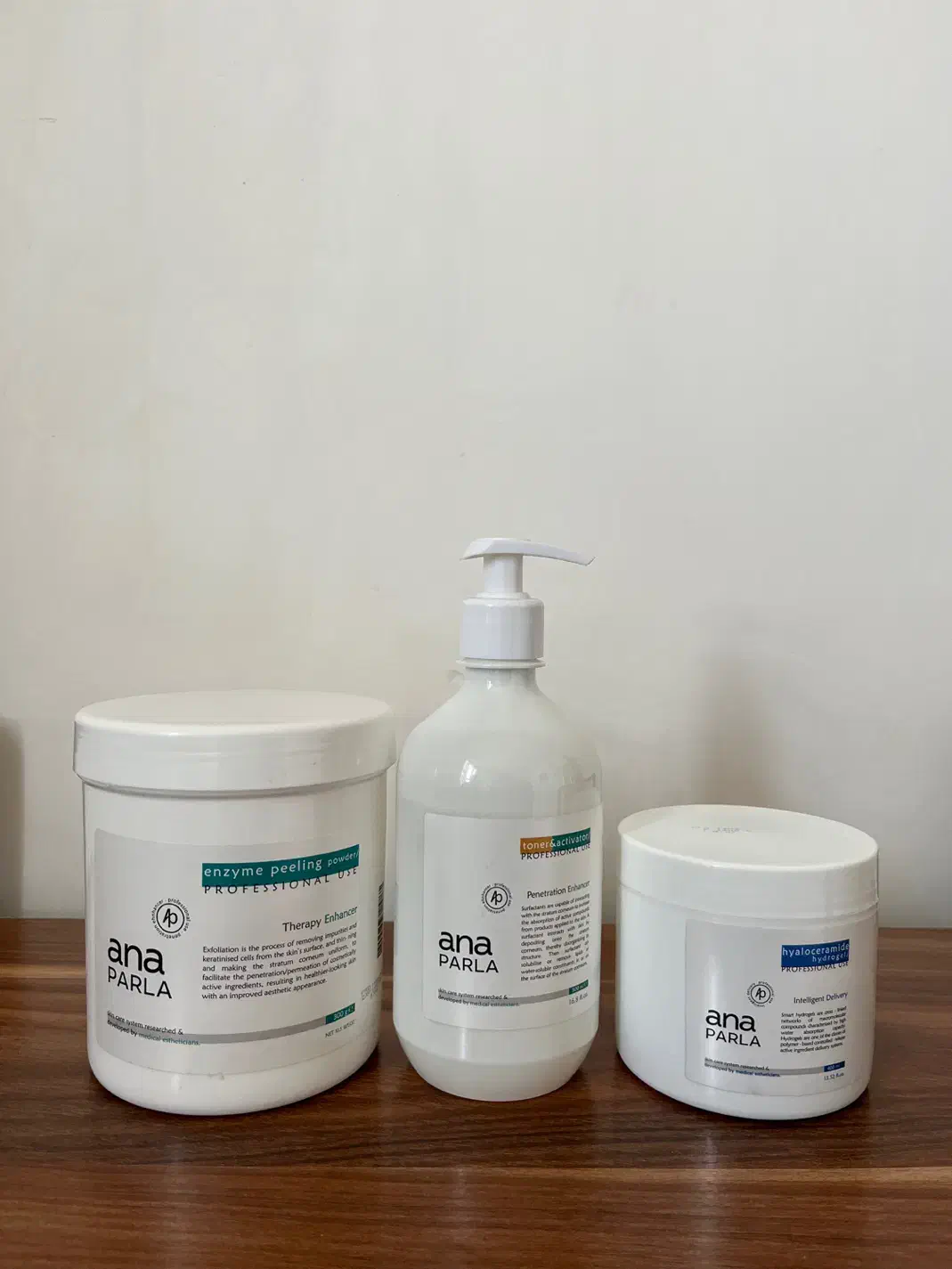 فروش فوری دستگاه و محصولات فیشال|آرایشگاه و سالن‌های زیبایی|اردبیل, |دیوار