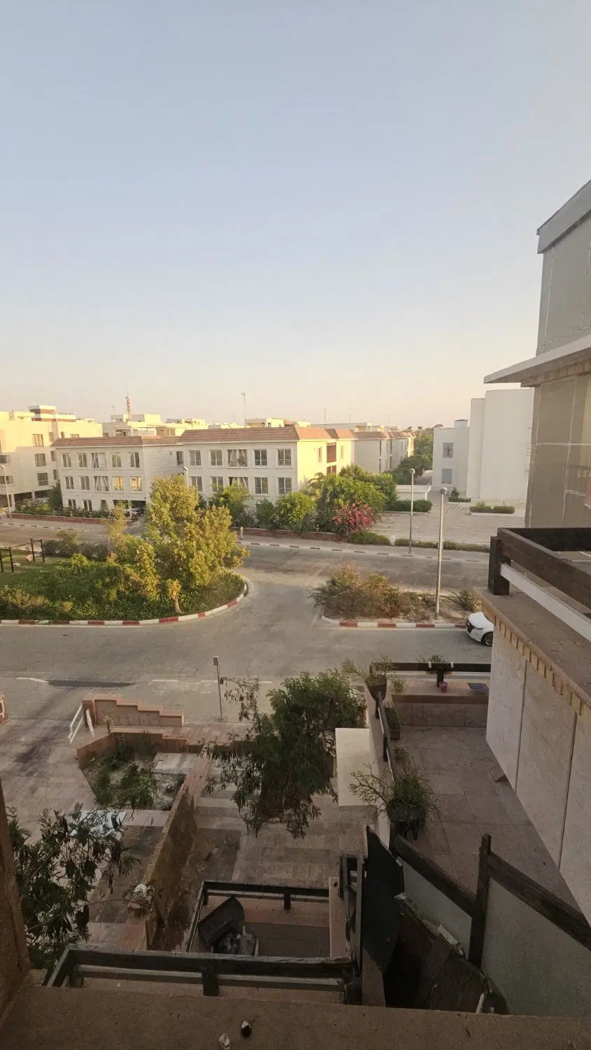 تصویر اصلی