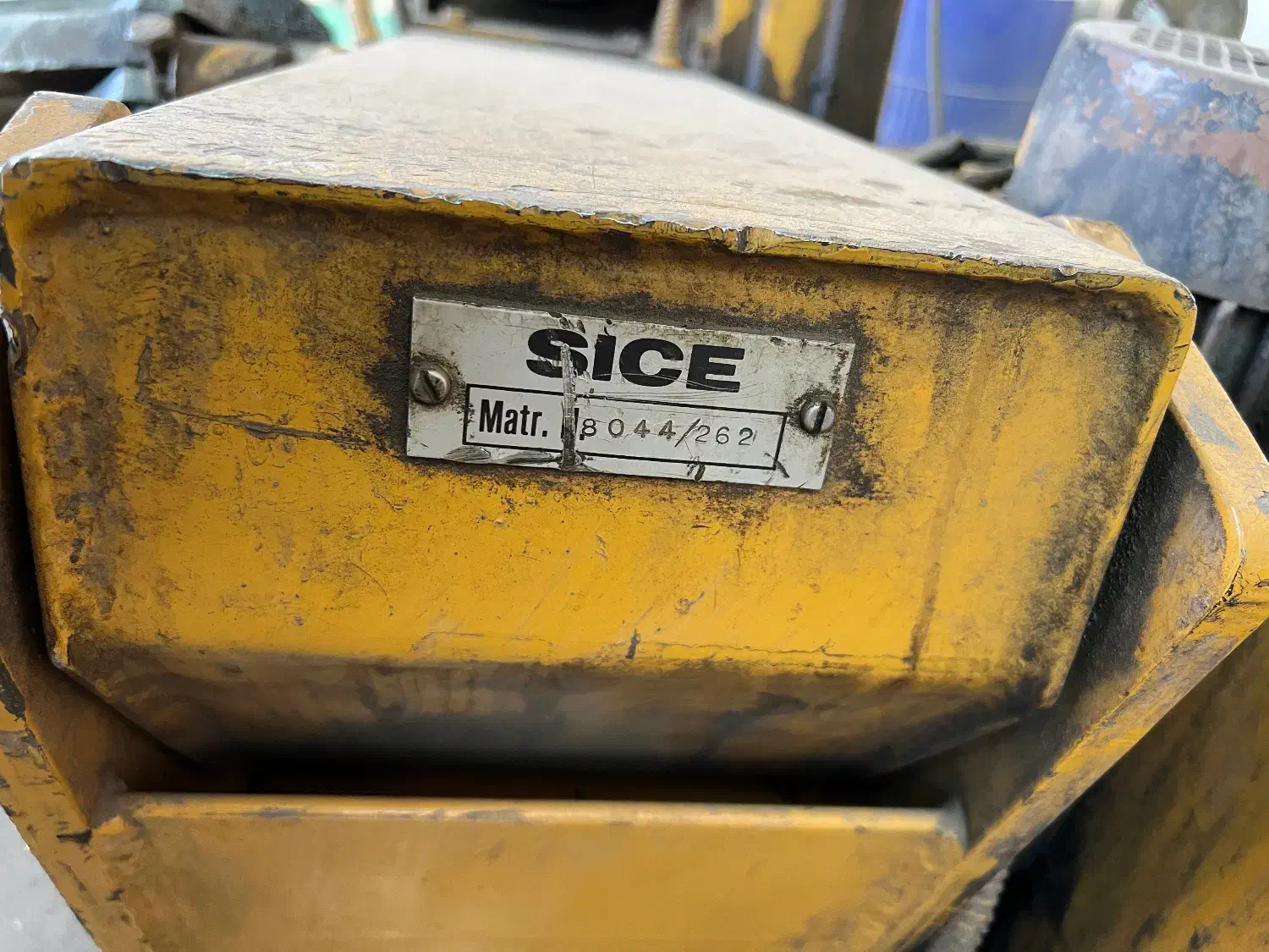 دستگاه لاستیک درار کامیونی|ماشین‌آلات صنعتی|باقرشهر, |دیوار