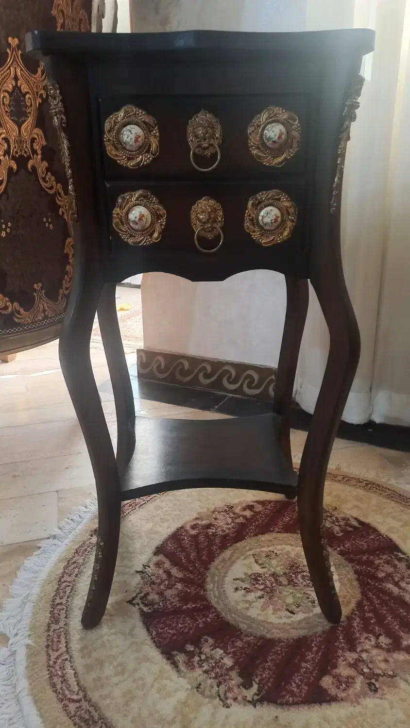 میز تلفن قهوه ای تیره|میز تلفن|اسلام‌شهر, شهرک قائمیه|دیوار