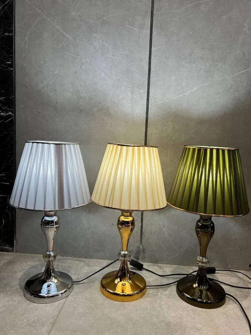 آباژور چراغ خواب شب خواب|چراغ خواب و آباژور|قم, نیروگاه|دیوار