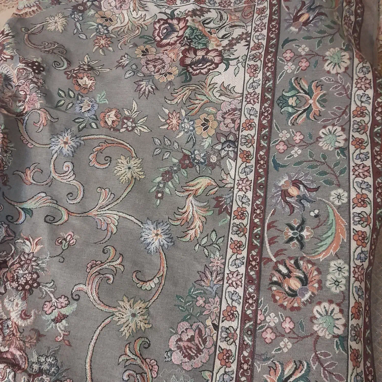 روفرشی|روفرشی|تهران, آهنگ|دیوار