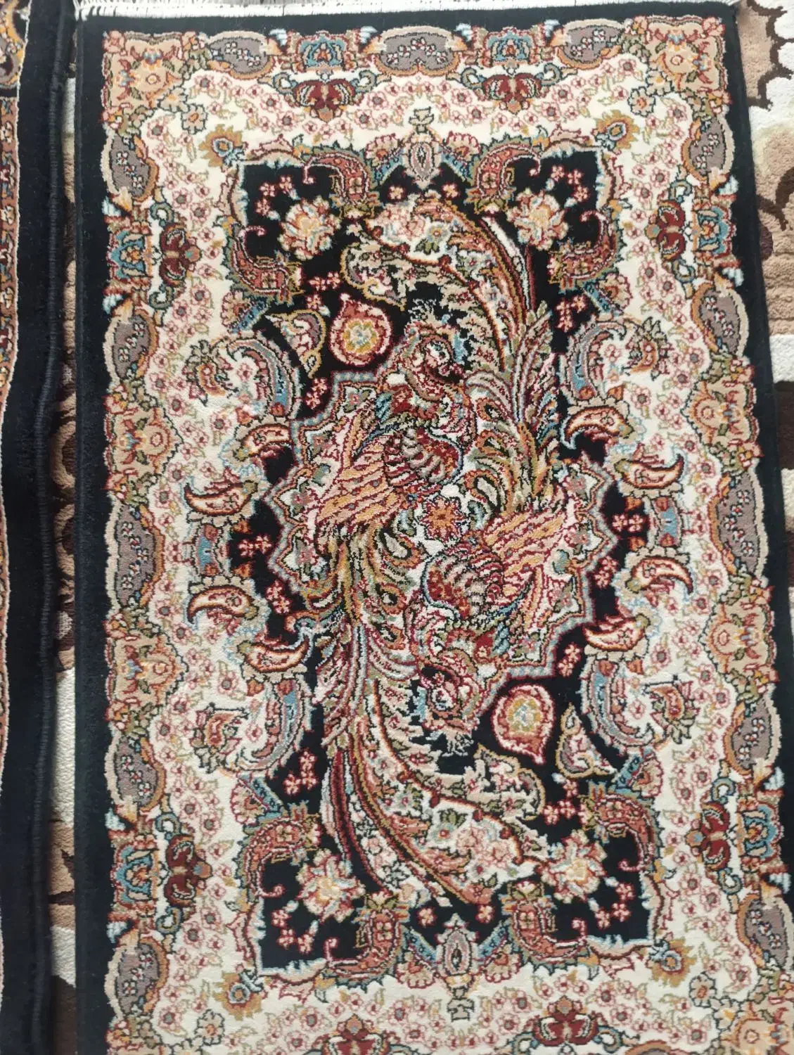 فرش کناره 700شانه و دو عدد پادری  700شانه زیبا|فرش|فردوسیه, |دیوار