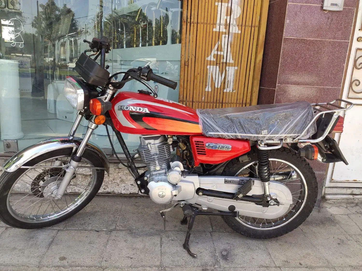 هندا 150 نامی مدل 1393( درحد نو ، به نام )|موتورسیکلت|قم, نیروگاه|دیوار