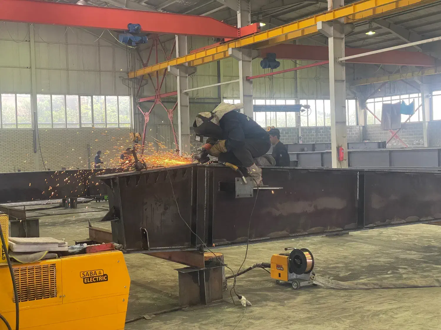 جوشکارco2 نقاش سوله نیمه ماهر  برشکار|استخدام صنعتی، فنی، مهندسی|اردبیل, |دیوار