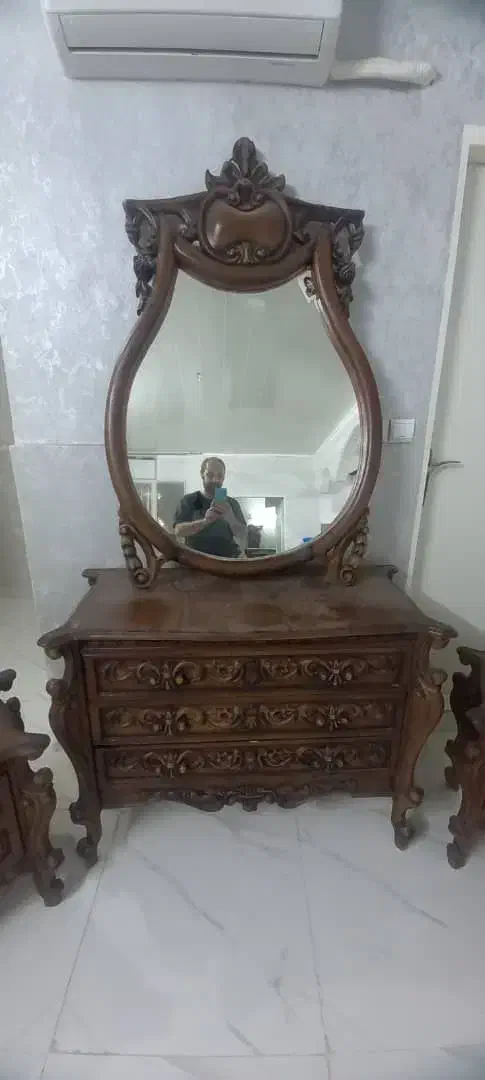 میزآرایش سه کشو منوت کاری شده چوب راش|تخت و سرویس خواب|تهران, دولاب|دیوار