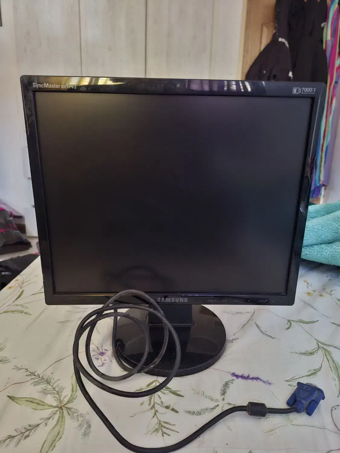 Samsung SyncMaster 1743NX|رایانه رومیزی|پردیس, فاز ۴|دیوار