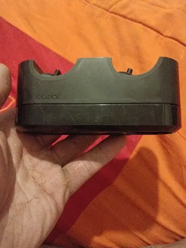 پایه شارژر دسته ps4 اصلی|کنسول، بازی ویدئویی و آنلاین|شیراز, زرهی|دیوار