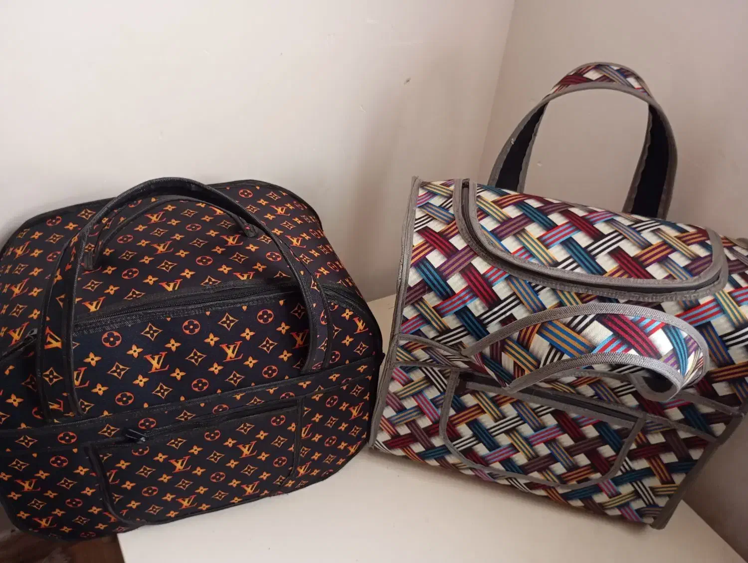 نظم دهنده|کیف، کفش، کمربند|گرمسار, |دیوار