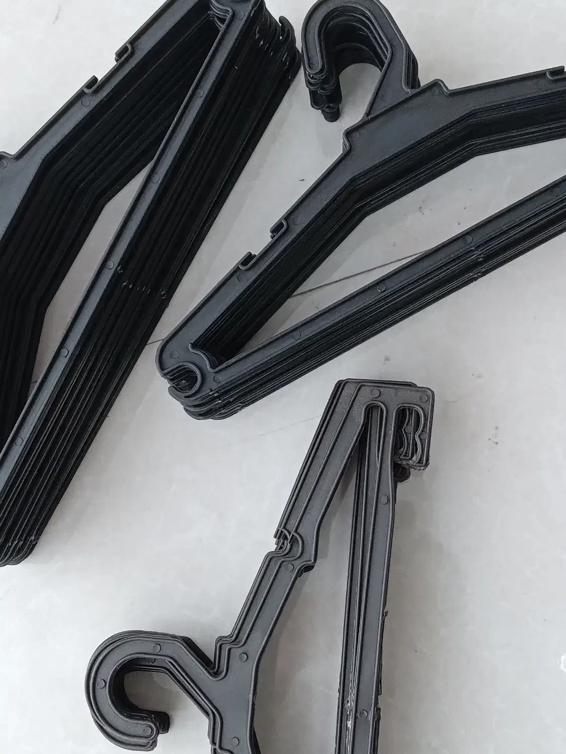 چوب لباسی نو|بندرخت و رختآویز|قم, شهرک قدس|دیوار