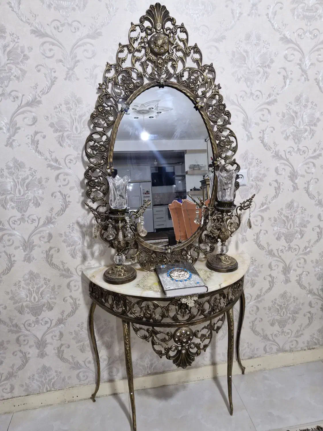 اینه و شمعدان برنج|آینه|اراک, |دیوار