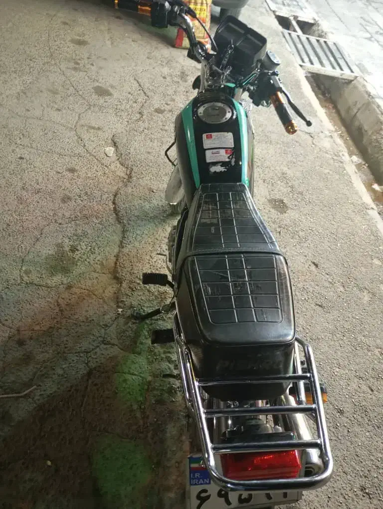 موتور۲۰۰ مدل ۱۴۰۰|موتورسیکلت|بهمن صغاد, |دیوار