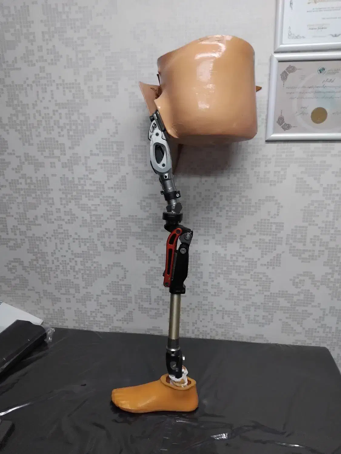 ساخت تخصصی پروتز پا|پزشکی|تهران, اختیاریه|دیوار