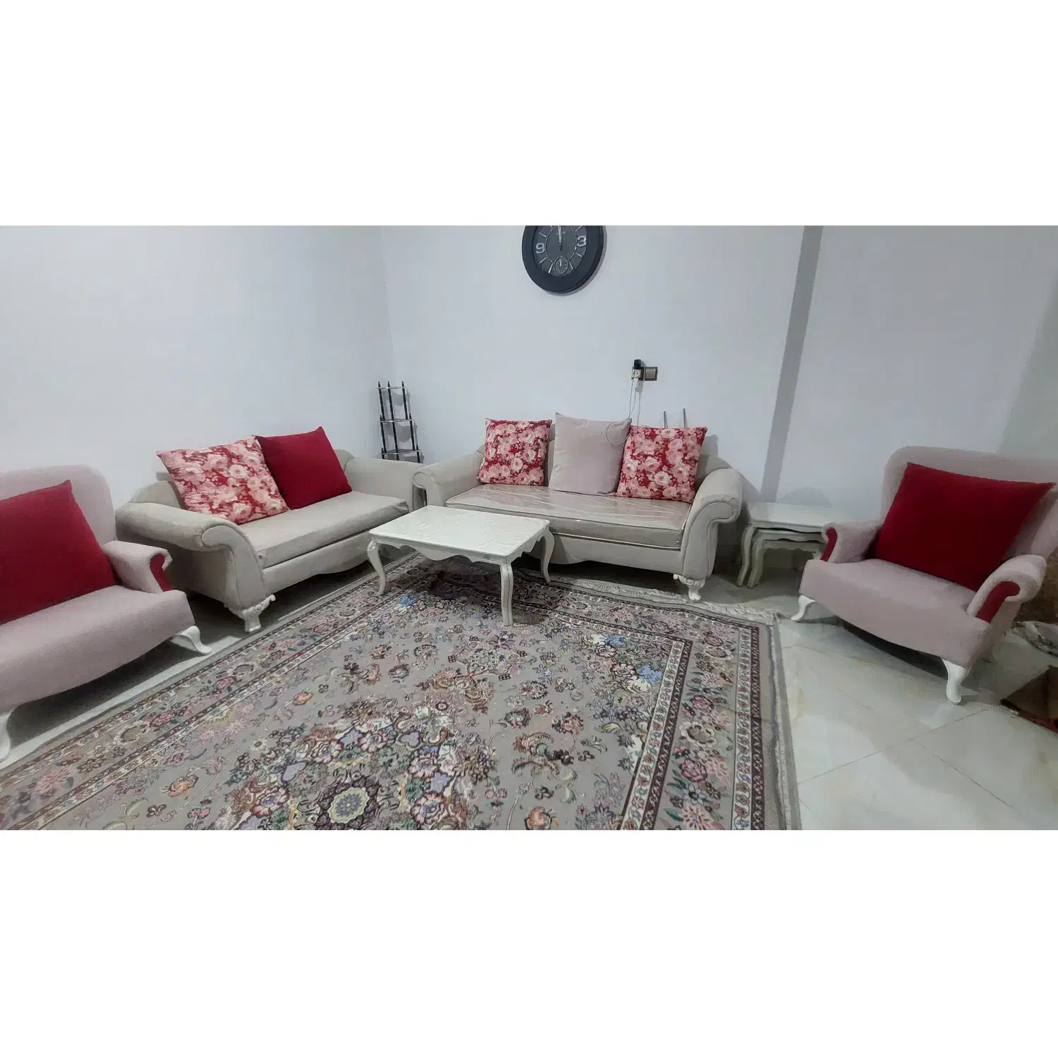 مبل ۷ نفره کار کرده|مبلمان خانگی و میز عسلی|محلات, |دیوار