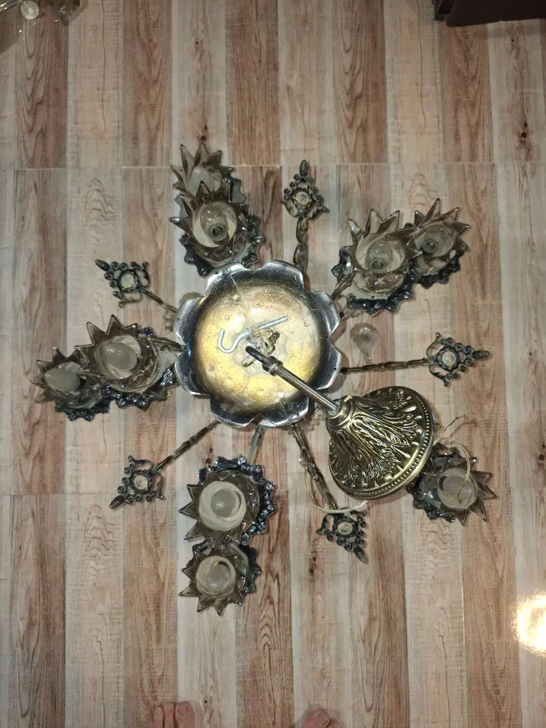 لوستر ۱۰شعله|لوستر و چراغ آویز|شاهین‌شهر, عطار|دیوار