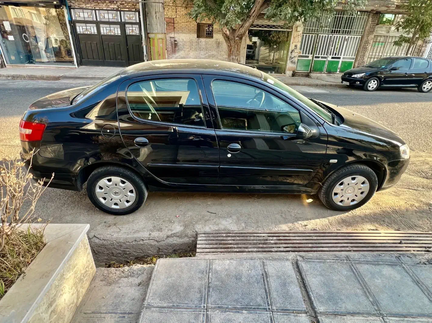 رانا مدل ۹۶ مشکی|خودرو سواری و وانت|تربت جام, کلالی|دیوار