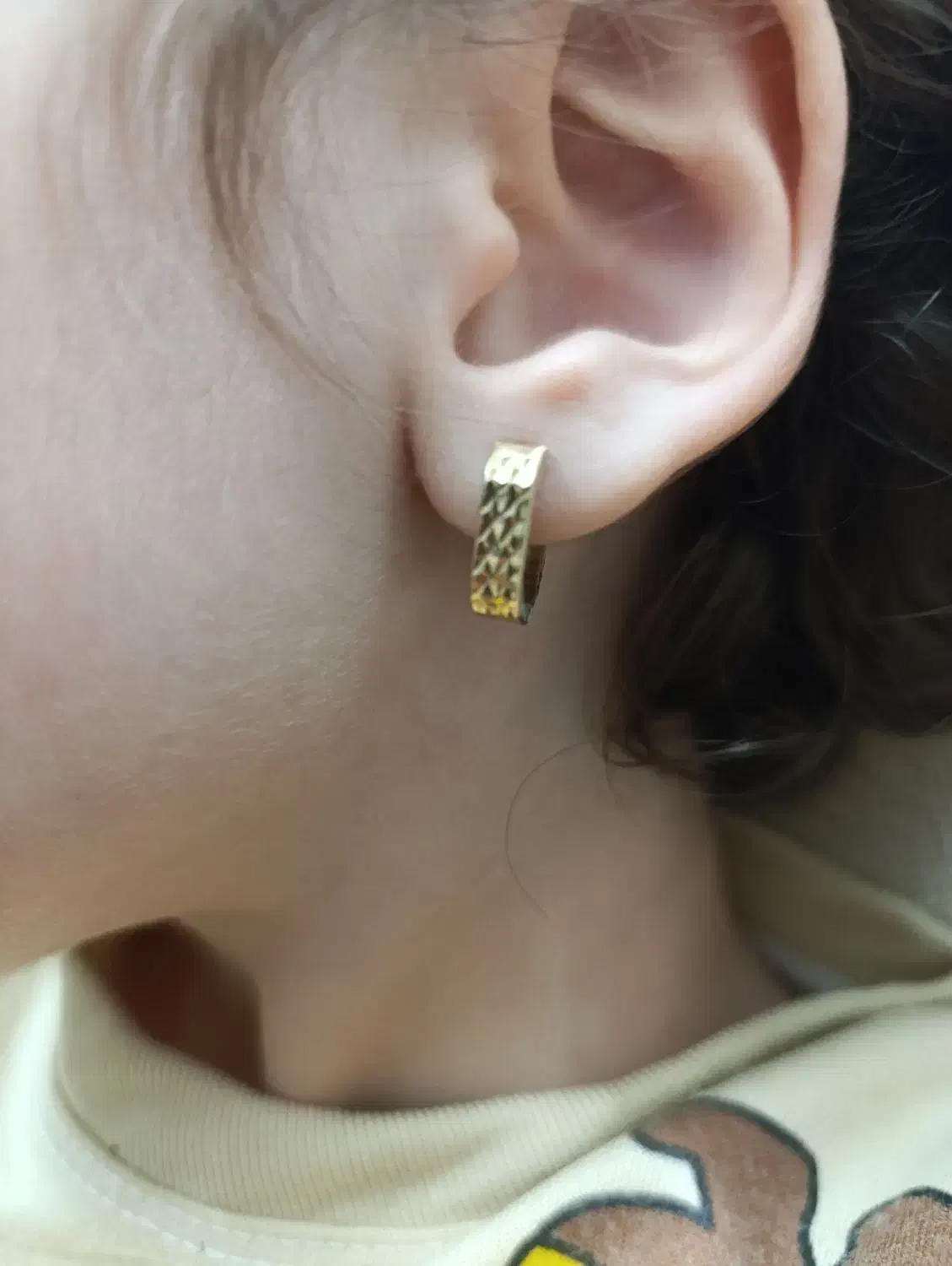 یک لنگه گوشواره فروشی به قیمت تابلو|جواهرات|قم, نوبهار|دیوار